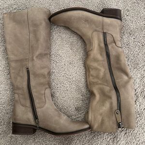 Gray Flat Aldo Boots